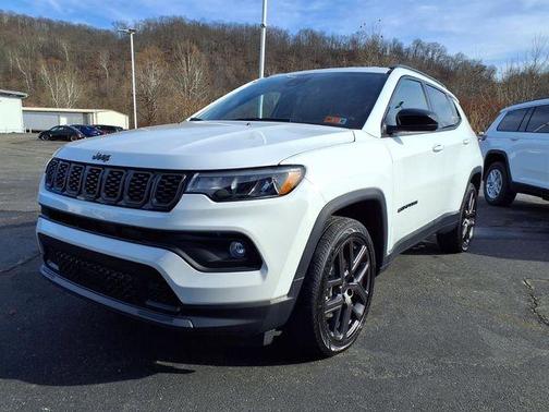 Bright White Clearcoat 2026 Jeep Compass Latitude