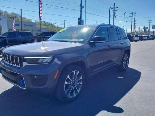 2022 Jeep Grand Cherokee 4xe Overland