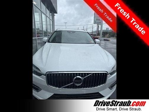 Crystal White 2021 Volvo XC60 Recharge Plug-In Hybrid T8 Inscription