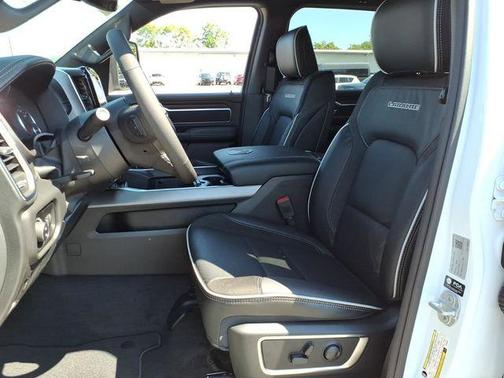 Bright White Clearcoat 2026 RAM 1500 Laramie