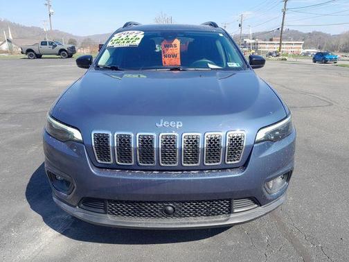 2022 Jeep Cherokee Latitude Lux