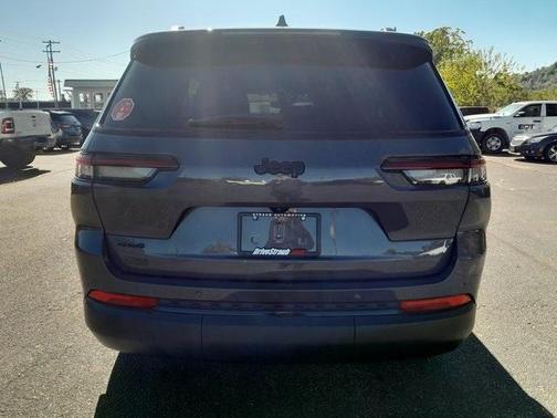 2024 Jeep Grand Cherokee L Laredo