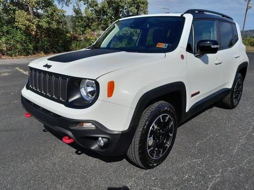 2023 Jeep Renegade Trailhawk