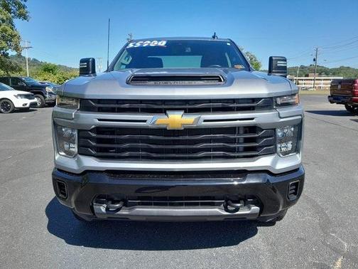2024 Chevrolet Silverado 2500 Custom