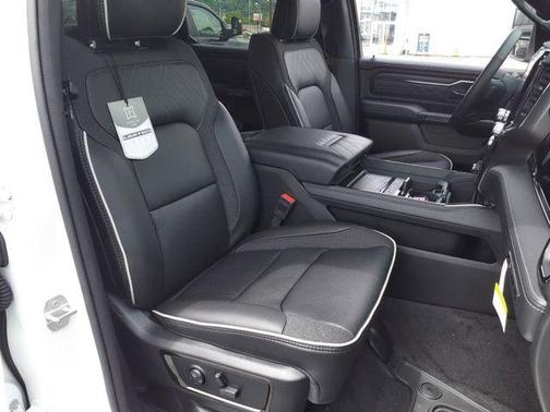 Ivory White 2025 RAM 1500 Limited