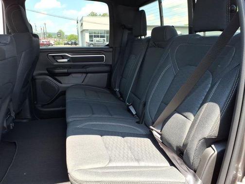 Granite Crystal Clearcoat Metallic 2026 RAM 1500 Big Horn/Lone Star