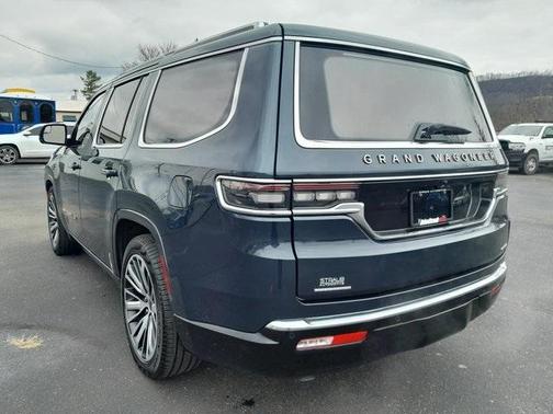 2023 Jeep Grand Wagoneer Series III