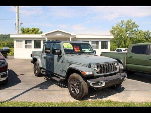 Anvil Clearcoat 2025 Jeep Gladiator Sport S