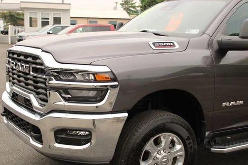 Granite Crystal Metallic Clearcoat 2025 RAM 2500 Big Horn Crew Cab 4x4 6'4' Box