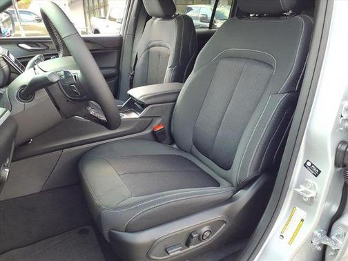 Silver Zynith 2025 Jeep Grand Cherokee Laredo X