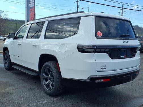 Bright White Clearcoat 2026 Jeep Grand Wagoneer L LIMITED ALTITUDE