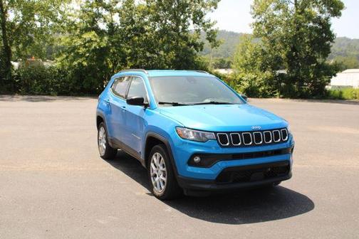 Laser Blue Pearlcoat 2023 Jeep Compass Latitude Lux