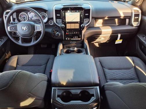 Billet Silver Metallic Clearcoat 2026 RAM 1500 Big Horn/Lone Star