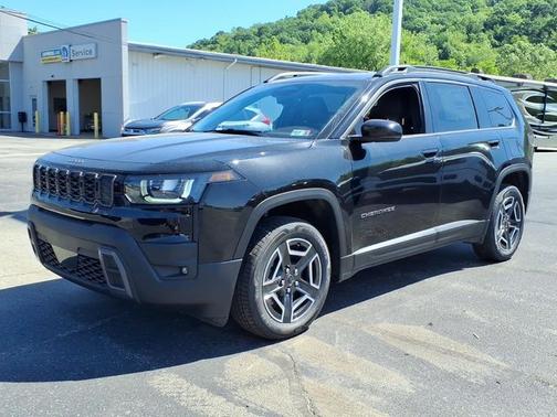 Diamond Black Crystal Pearlcoat 2026 Jeep Cherokee Limited