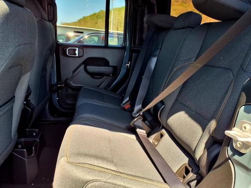 Anvil Clearcoat 2025 Jeep Gladiator Willys