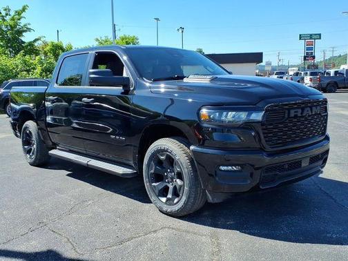 Diamond Black 2026 RAM 1500 Express