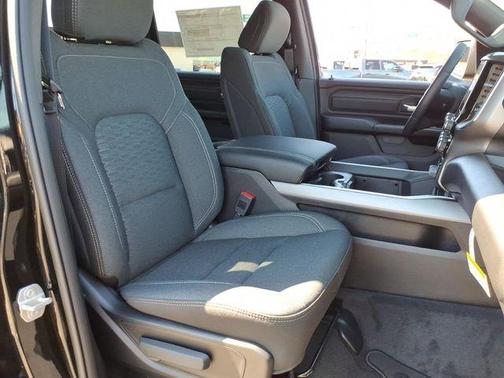 Diamond Black 2026 RAM 1500 Express