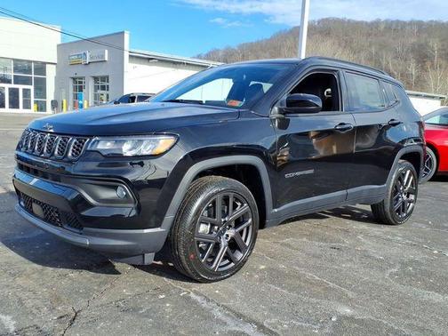 Diamond Black 2026 Jeep Compass Latitude