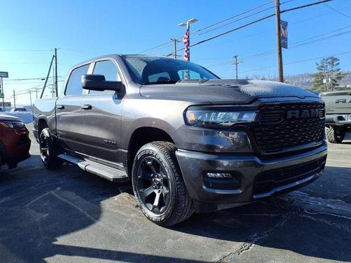 Granite Crystal Clearcoat Metallic 2026 RAM 1500 Express