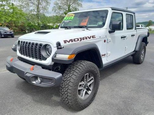 Bright White Clearcoat 2026 Jeep Gladiator Mojave 4x4
