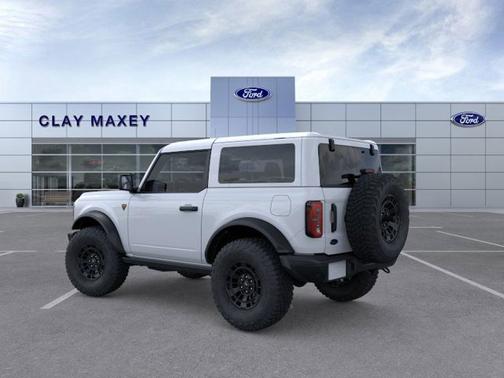 Oxford White 2026 Ford Bronco Badlands