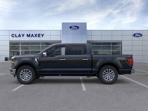 Agate Black Metallic 2026 Ford F-150 XLT