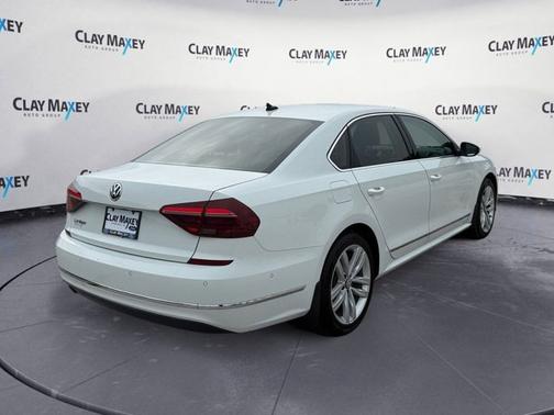 Pure White 2017 Volkswagen Passat 1.8T SEL Premium