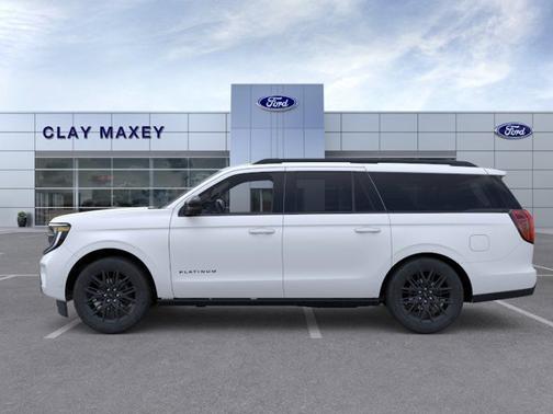 Star White Metallic Tri-Coat 2026 Ford Expedition Max Platinum