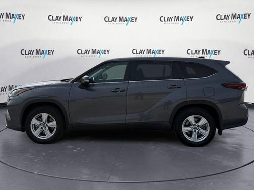 Magnetic Gray 2024 Toyota Highlander LE