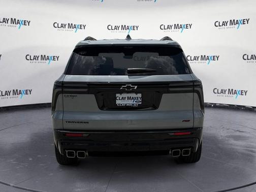 Sterling Gray Metallic 2026 Chevrolet Traverse RS