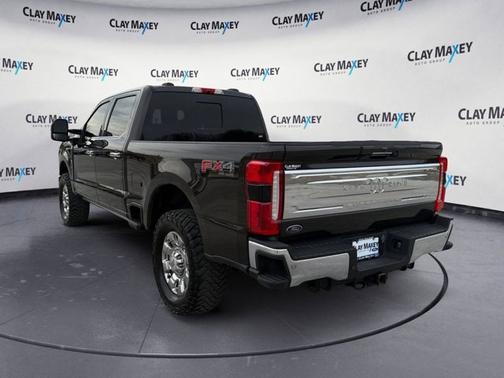 Darkened Bronze Metallic 2024 Ford F-250 King Ranch