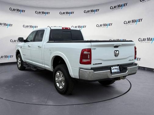 Bright White Clearcoat 2022 RAM 2500 Laramie Crew Cab 4x4 6'4' Box