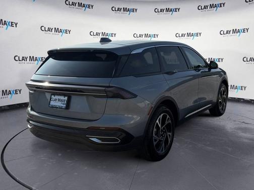 Lustrous Gray Metallic 2025 Lincoln Nautilus Premiere