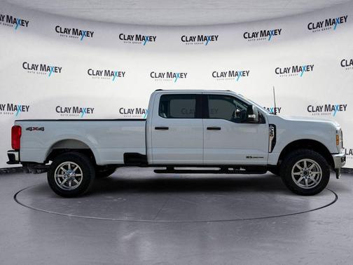 Oxford White 2024 Ford F-350 XL