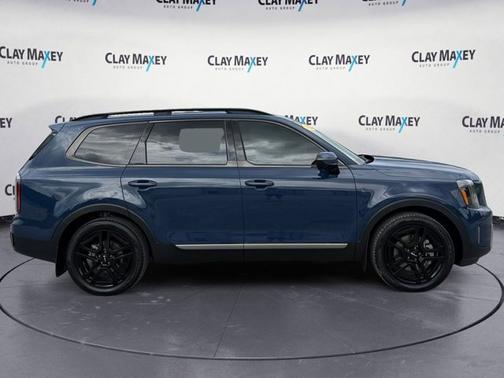 Midnight 2023 Kia Telluride SX Prestige X-Line