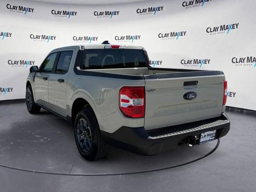 Desert Sand 2025 Ford Maverick XLT