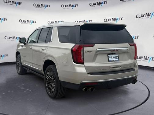 Pearl Beige Metallic 2021 GMC Yukon Denali