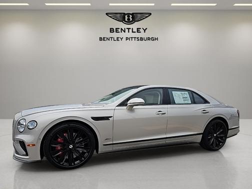 Silver Storm 2025 Bentley Flying Spur Speed