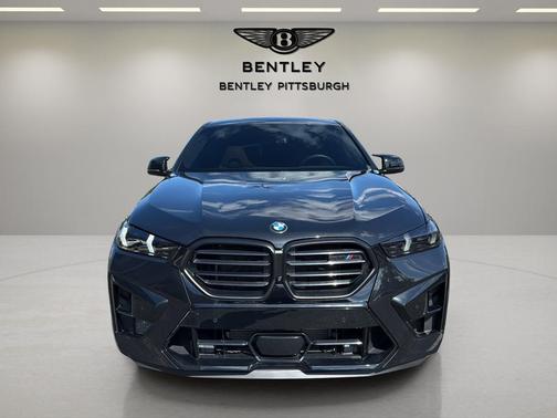 Black Sapphire Metallic 2025 BMW X6 M Base