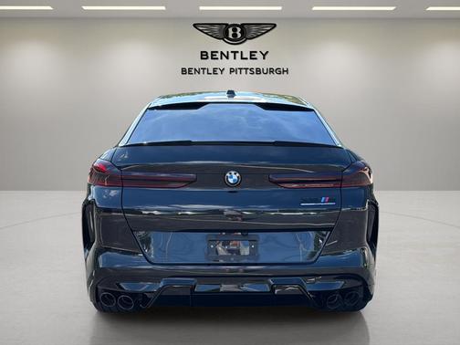 Black Sapphire Metallic 2025 BMW X6 M Base
