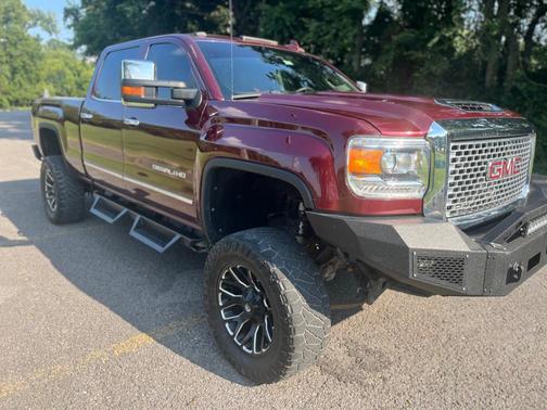 2017 GMC Sierra 2500 Denali