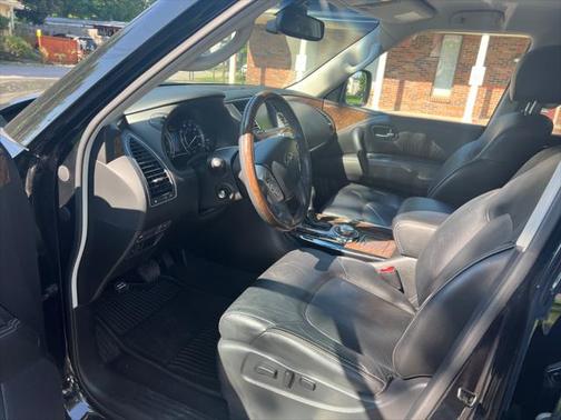 2016 INFINITI QX80 Base
