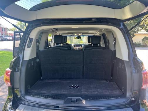 2016 INFINITI QX80 Base