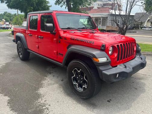 2022 Jeep Gladiator Sport