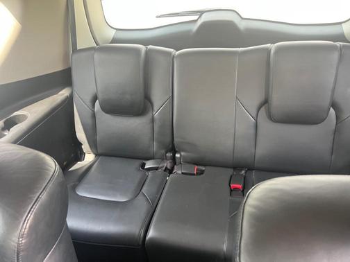 2014 INFINITI QX80 Base