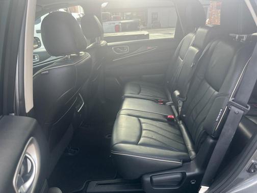 2018 INFINITI QX60 Base