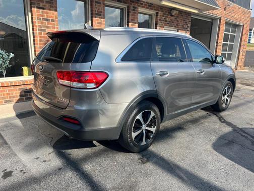 2016 Kia Sorento EX