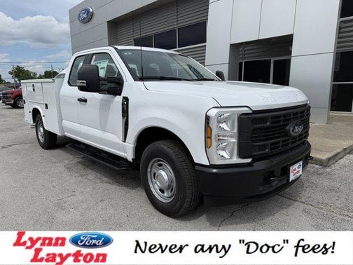 Oxford White 2026 Ford F-250 XL