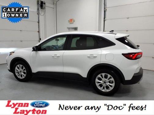 Oxford White 2025 Ford Escape Active