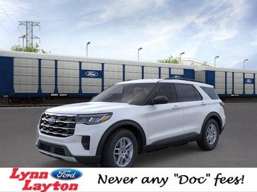 Space White Metallic 2026 Ford Explorer Active